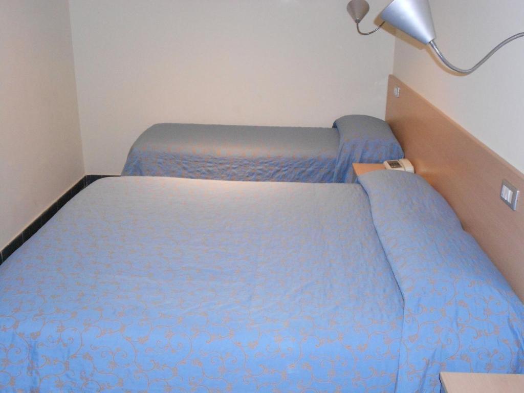 Hotel Tenda Rossa Marina Di Carrara Zimmer foto