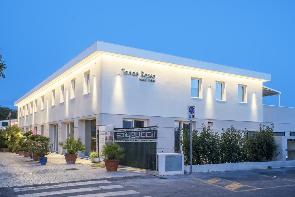 Hotel Tenda Rossa Marina Di Carrara Exterior foto